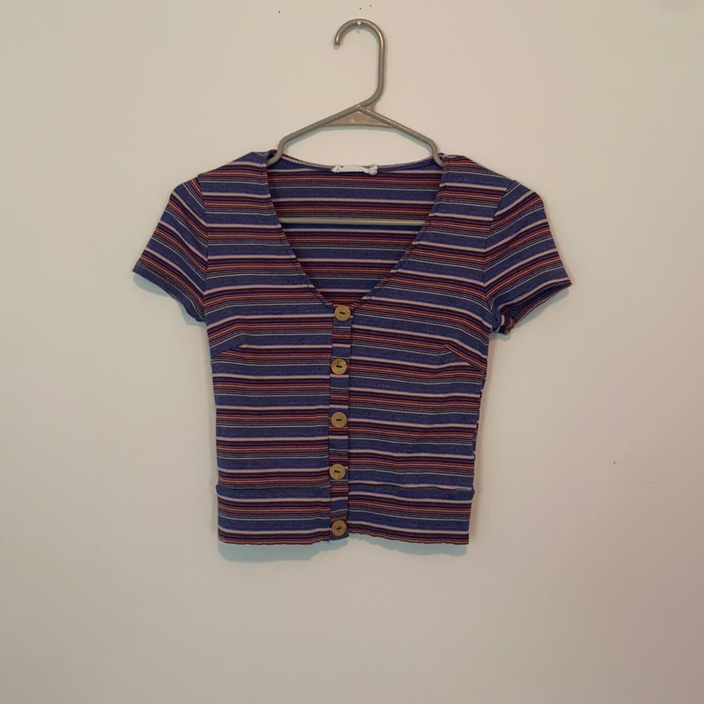 LUSH button front crop top!